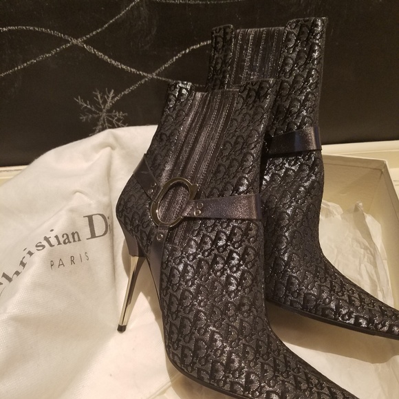❤❤NIB CHRISTIAN DIOR Street Chic Heeled Boots NIB - Picture 4 of 8